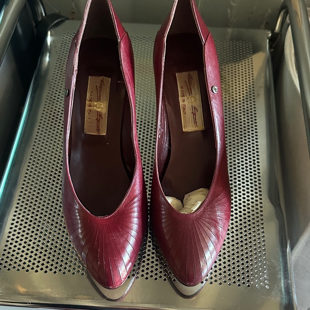 Vintage Leather Women's Shoes